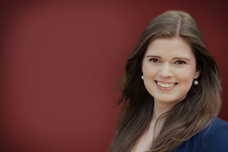 Denise_Timpe_mit_Hintergrund